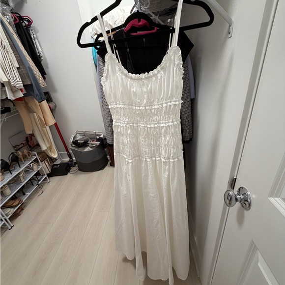 DISSH Toby White Maxi Dress - Picture 8 of 9